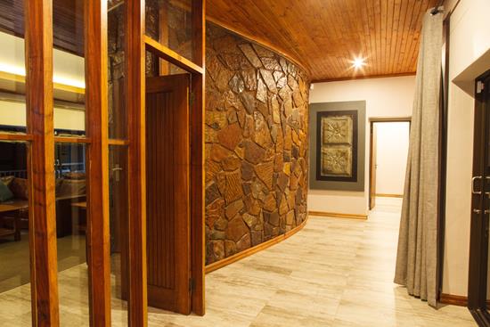 Blyde Canyon, A Forever Resort: 12-Sleeper Guesthouse. 6 Bedrooms (5 queen beds & 1 bunk bed) 