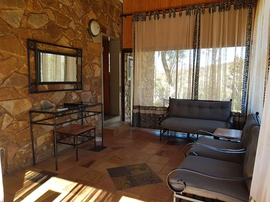 Blyde Canyon, A Forever Resort: 4-Sleeper Chalet. 2 bedrooms (1 double bed & 2 single beds)