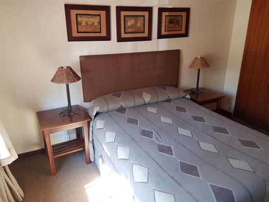 Blyde Canyon, A Forever Resort: 4-Sleeper Chalet. 2 bedrooms (1 double bed & 2 single beds)