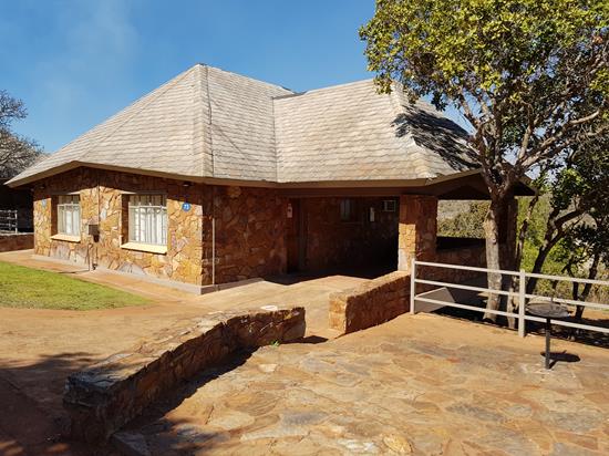 Blyde Canyon, A Forever Resort: 2-Sleeper Chalet. 1 bedroom (2 single beds)